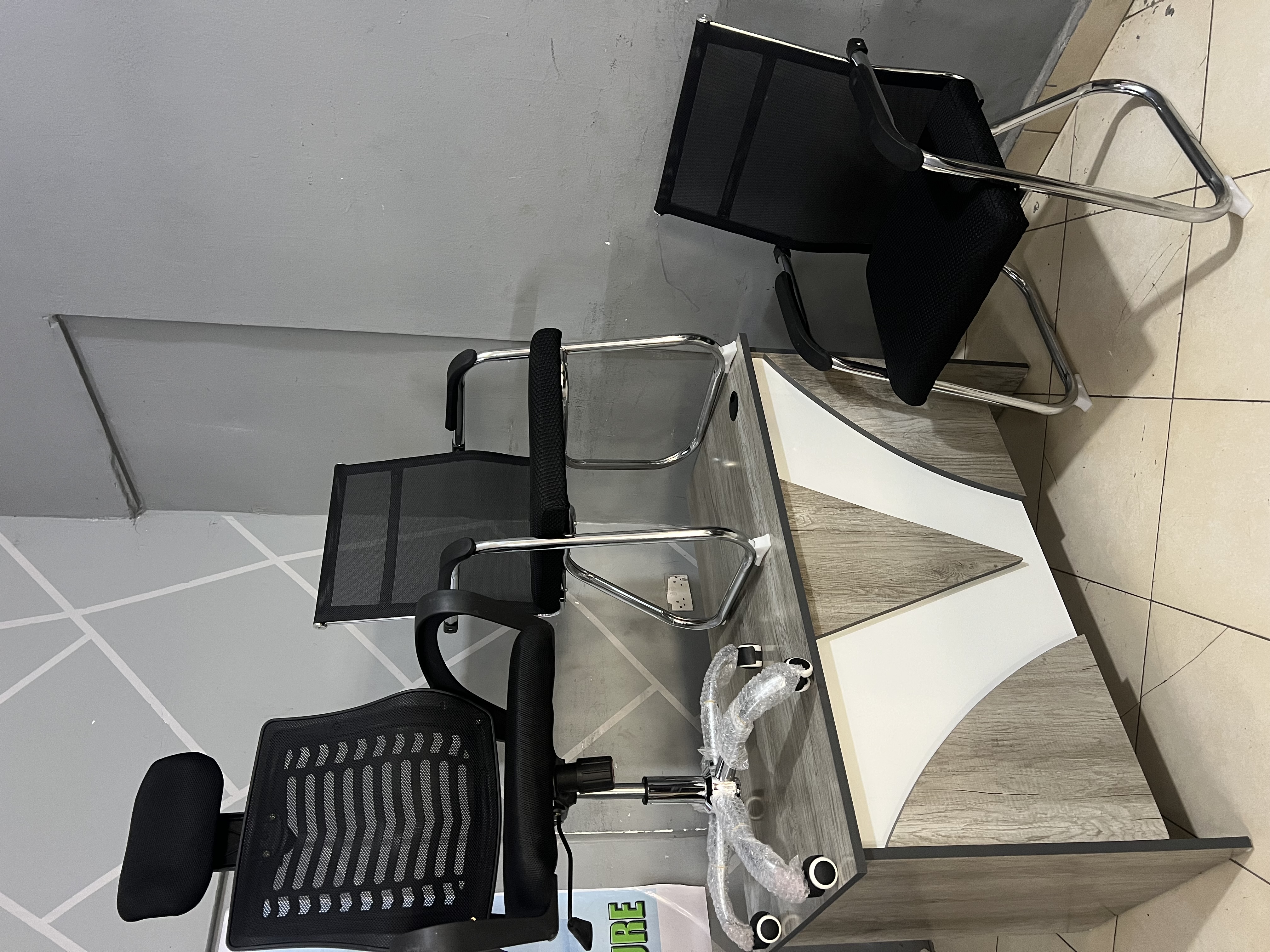 2-Person Desk with Privacy Screen - Grey