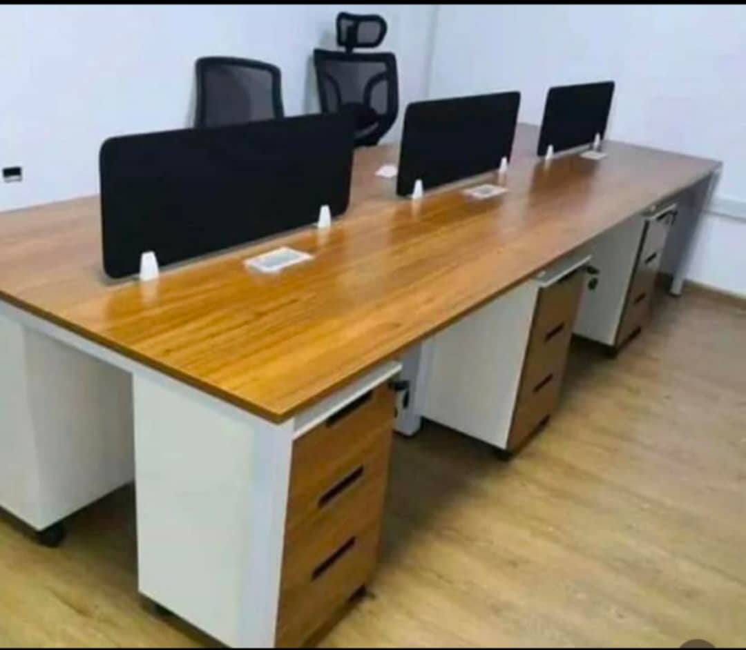 4-Person Workstation - Walnut & White with Privacy Screens