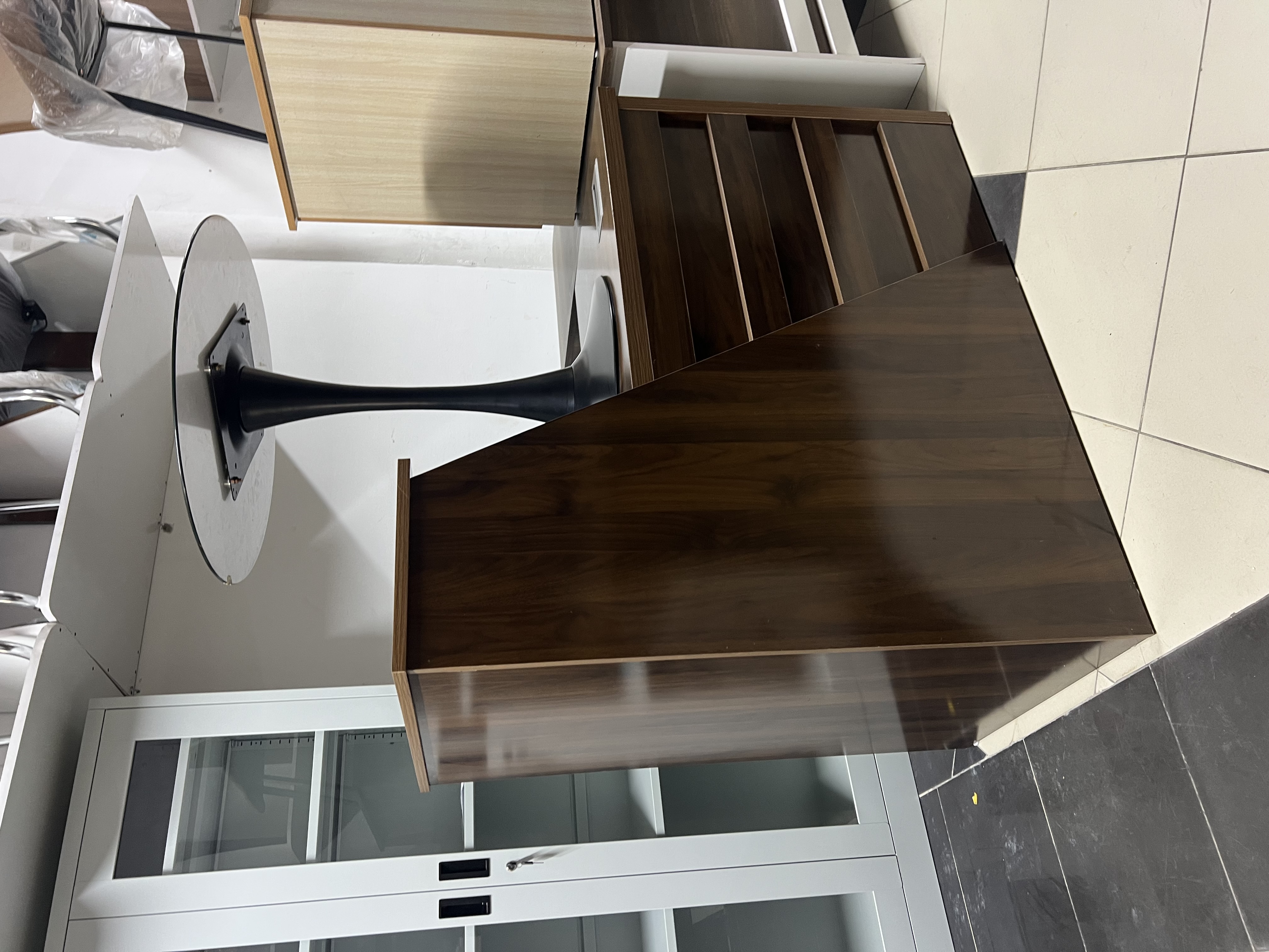 L-Shape Executive Table - Walnut Brown